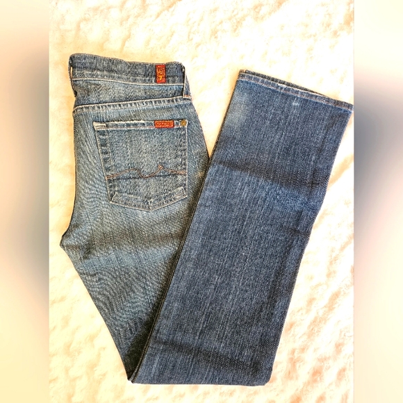 7 For All Mankind Denim Women's Light Wash Jeans Boy Cut Button Fly Size 28x32. - Picture 1 of 7